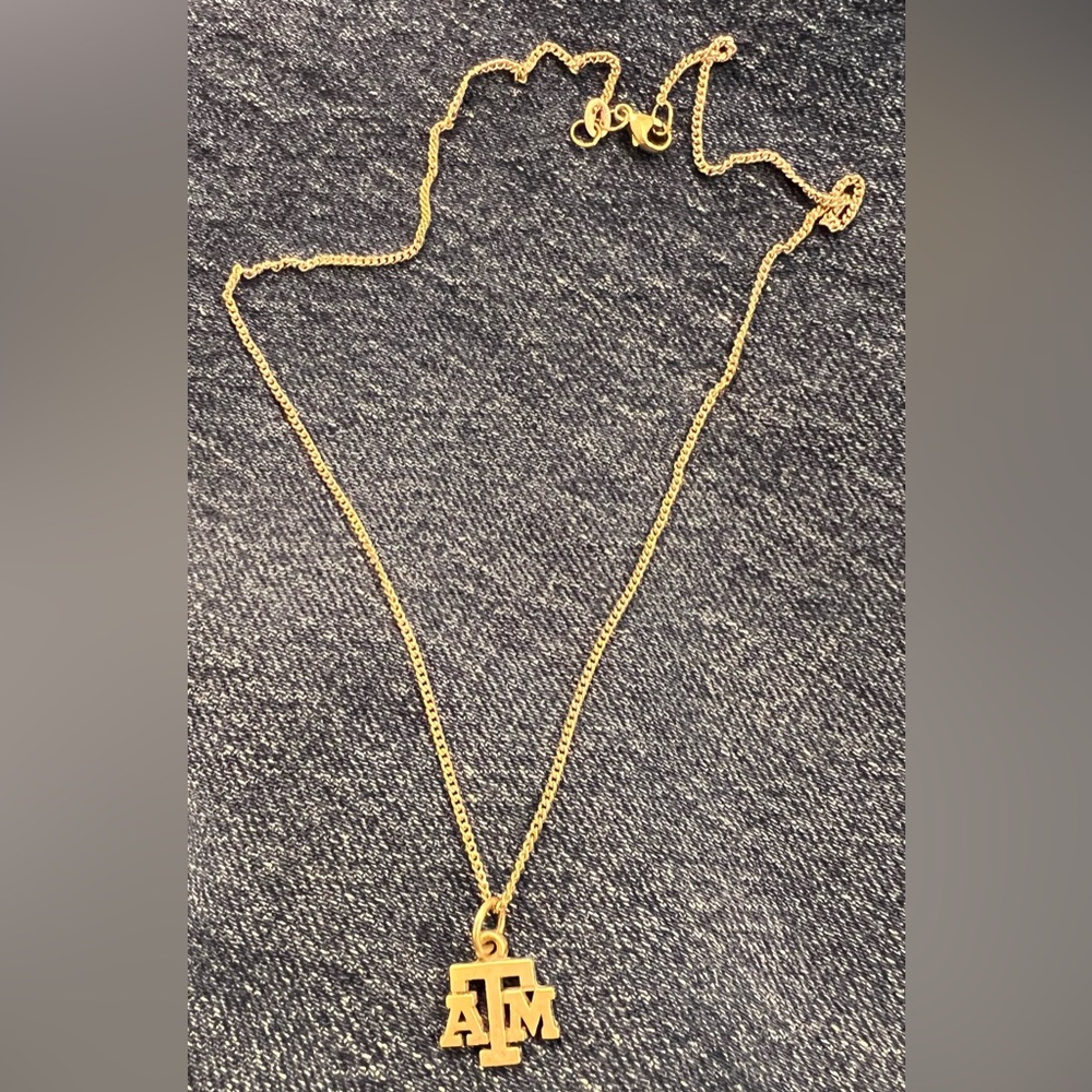 James Avery sterling silver fine cable chain Necklace with A&M charm